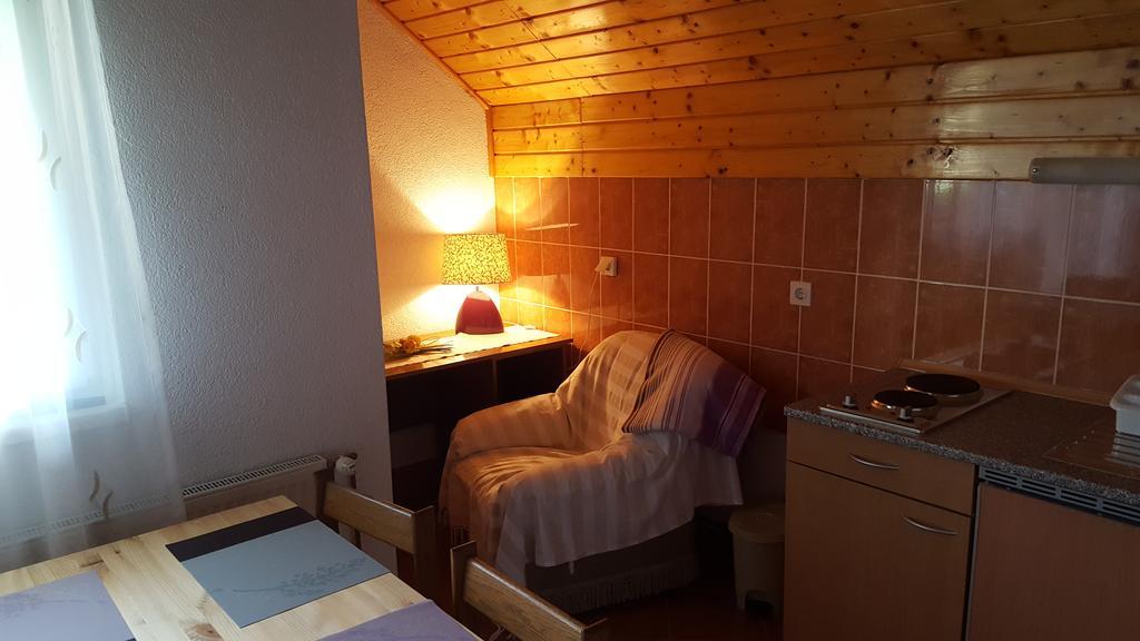 Apartment Nina ドレツニック・グラード エクステリア 写真
