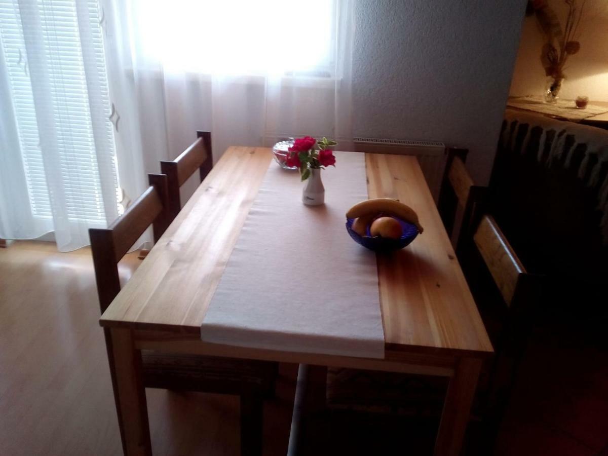 Apartment Nina ドレツニック・グラード エクステリア 写真